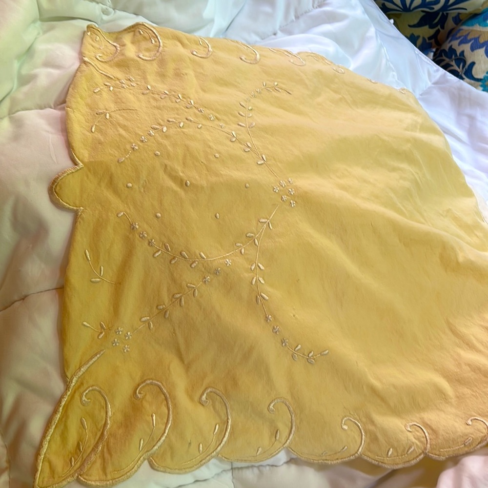 Vintage Embroidered European Sham Light Yellow Color; Beautiful in a Bedroom - Picture 3 of 10
